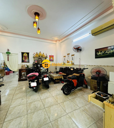 Bán nhà hxh trường chinh, p14, tân bình, 75m2, 3 tầng, ngang 5,4m, giá rẻ