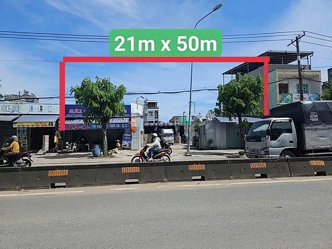 Bán đất gần 1000m2, mặt tiền Lê Thị Riêng Quận 12 Đang cho thuê bãi xe - Mogi.vn