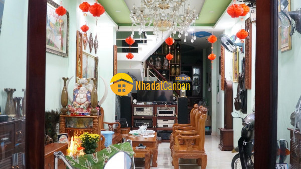 Nguyễn văn đậu 68m2 hẻm xe hơi 4 tầng chỉ 8 tỷ
