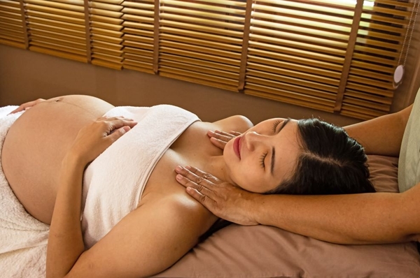 Massage Mẹ Bầu